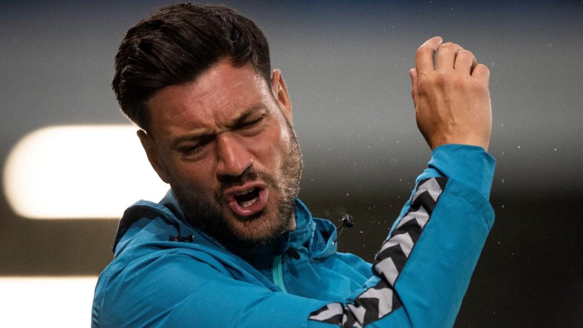 AFC Wimbledon manager Johnnie Jackson 